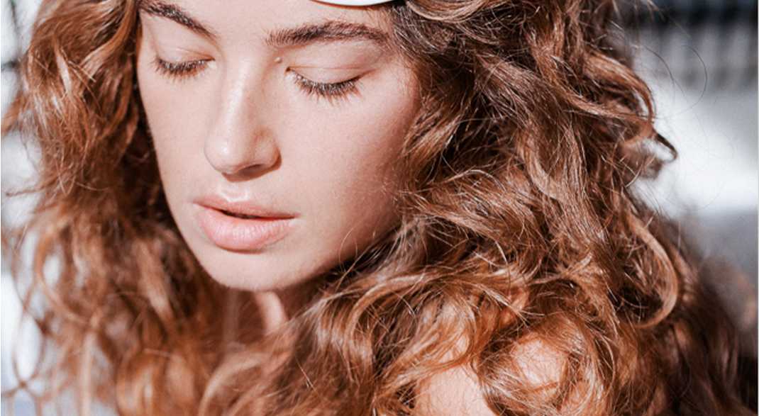 Kérastase Dry Hair Model In Nutritive Sleep Mask