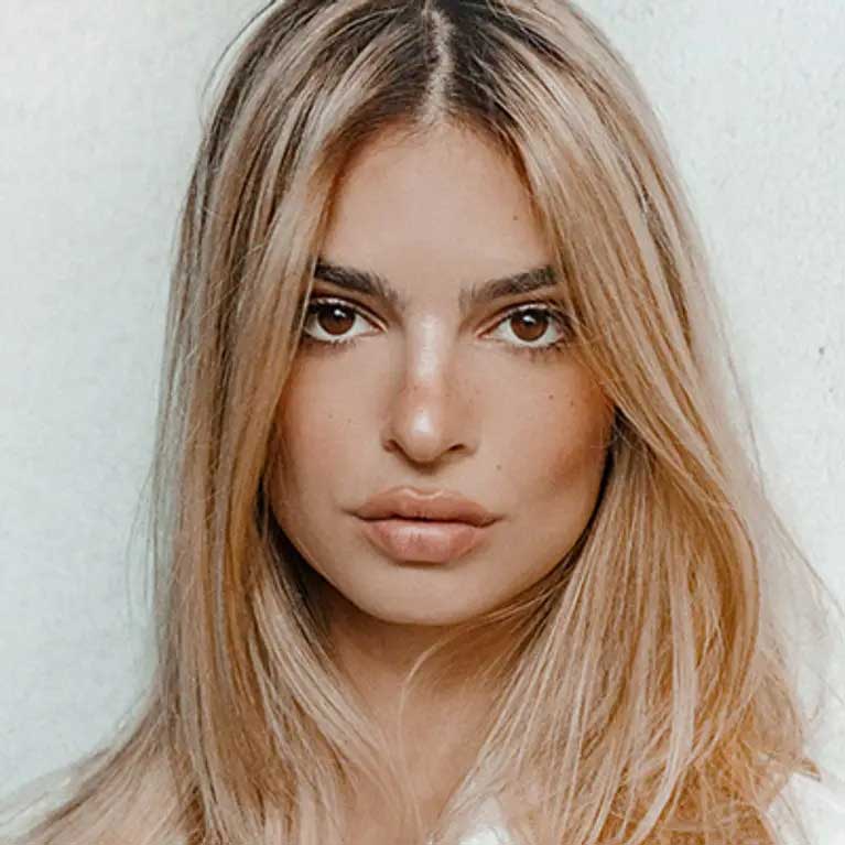 Emily Ratajkowski Reveals Blonde Hair