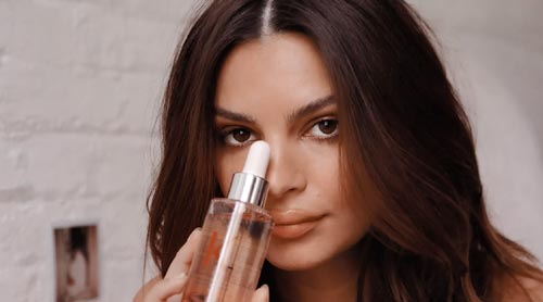 Emily Ratajkowski On Pregnancy and Hair Fall with Kérastase Emily Ratajkowski On Pregnancy and Hair Fall with Kérastase